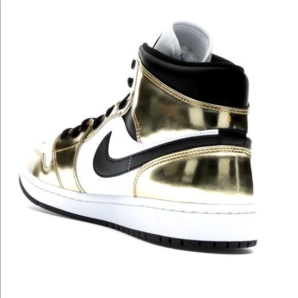 Shoes for sale Jordans dunks main image 6